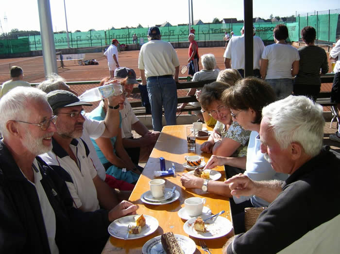 Bei Kaffee und Kuchen geht`s den Feuchtwangern gut!